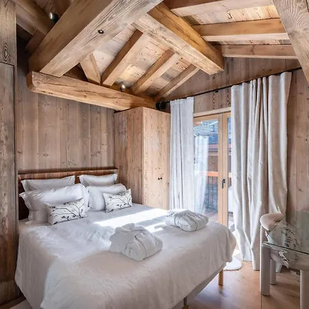 Chalet Neuf Avec Piscine Chauffee, Espace Detente, Sauna, Bain Nordique Et Salle De Cinema - Fr-1-570-57